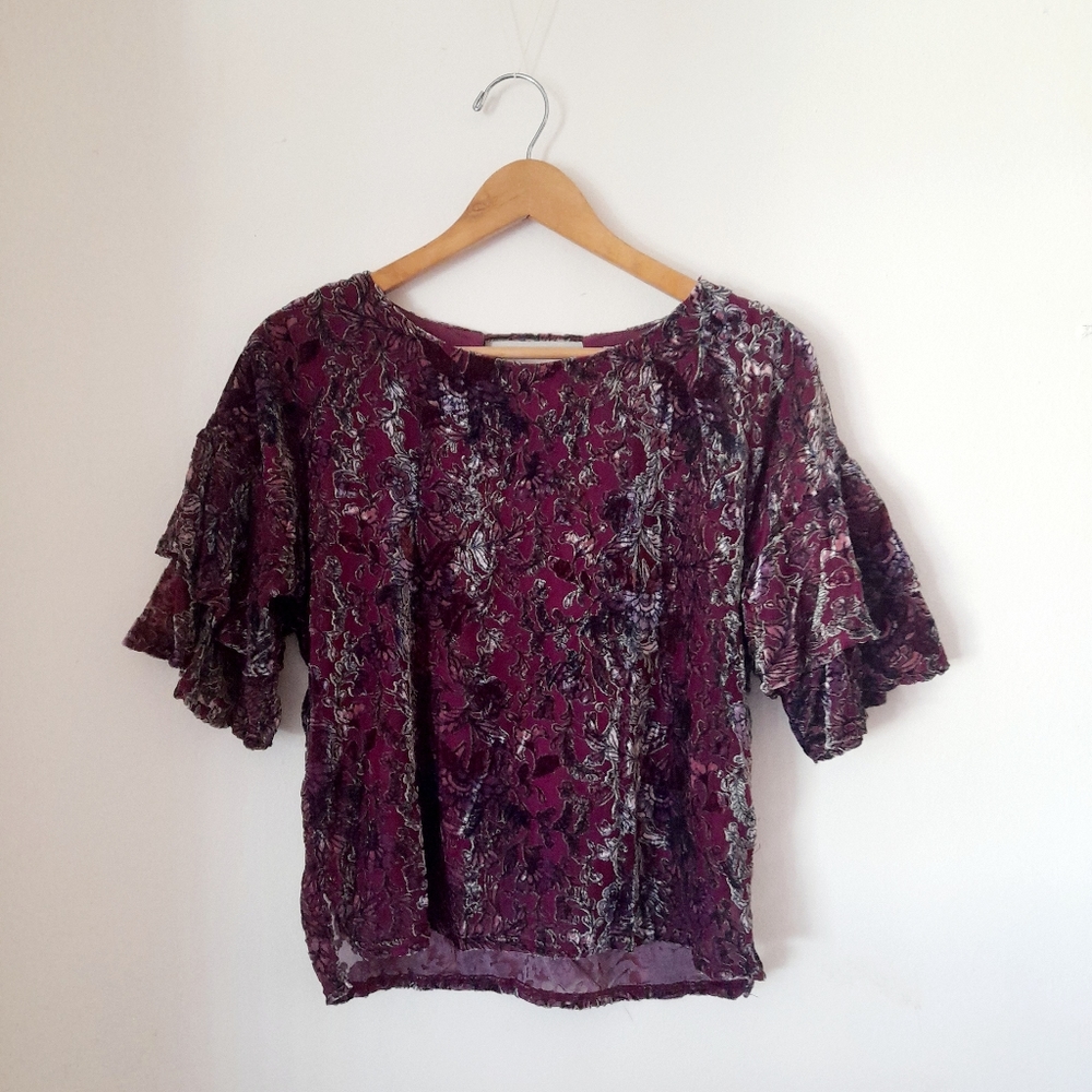 ● Lily White | velvet ruffle sleeve - Picture 2 of 11